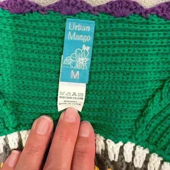 Unban Mango Mandala knitted hippy festival vibe vest size Medium multi color - Picture 9 of 9